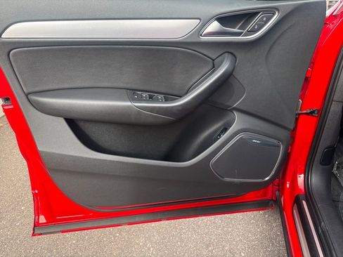 Used 2016 Audi Q3 2.0T Prestige image 41