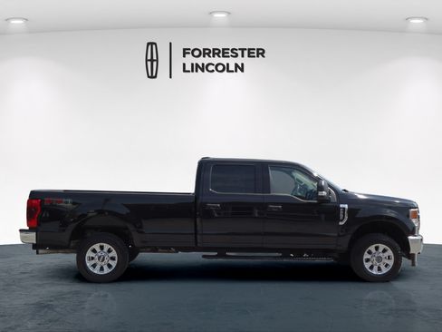 Used 2020 Ford F250 XLT AWD/4WD image 2