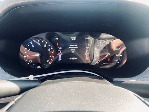 Used 2023 Jeep Compass Latitude AWD/4WD image 19