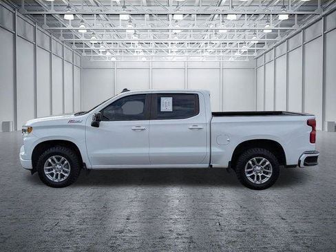 Used 2022 Chevrolet Silverado 1500 RST w/ Z71 Off-Road Package AWD/4WD image 40