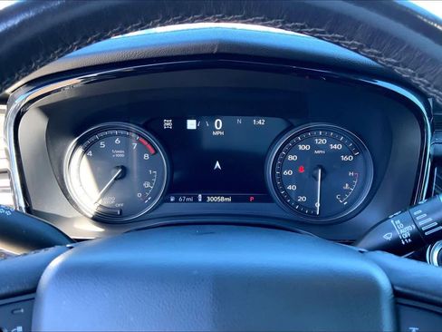 Used 2023 Cadillac XT6 Premium Luxury w/ Technology Package image 24