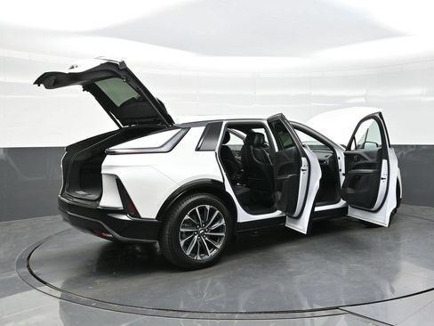 Certified 2024 Cadillac Lyriq Sport AWD/4WD image 44