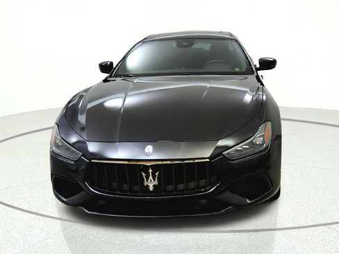 Used 2023 Maserati Ghibli Modena RWD image 2
