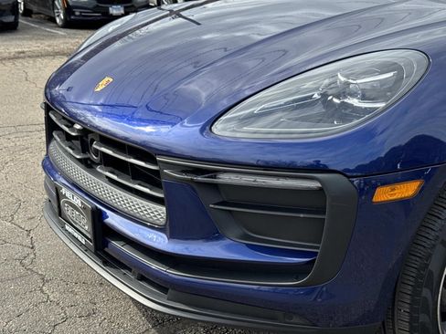 Used 2024 Porsche Macan image 10