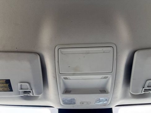 Used 2022 Ford Maverick XLT FWD image 7