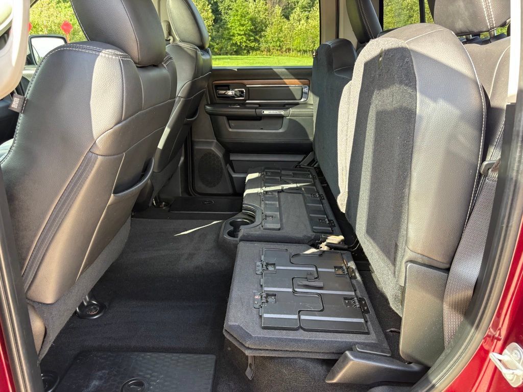 Used 2016 RAM 1500 Laramie w/ Convenience Group AWD/4WD image 52