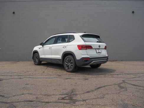Used 2023 Volkswagen Taos S w/ Driver Assistance Package FWD image 3