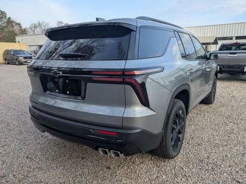 New 2026 Chevrolet Traverse LT w/ Midnight/Sport Edition image 3
