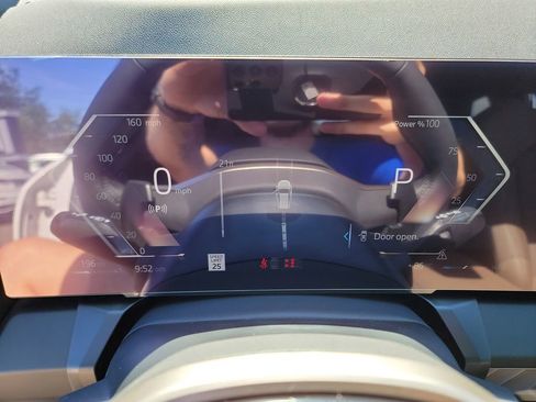 New 2025 BMW X3 xDrive30i w/ Convenience Package image 12