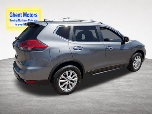 Used 2017 Nissan Rogue SV AWD/4WD image 5
