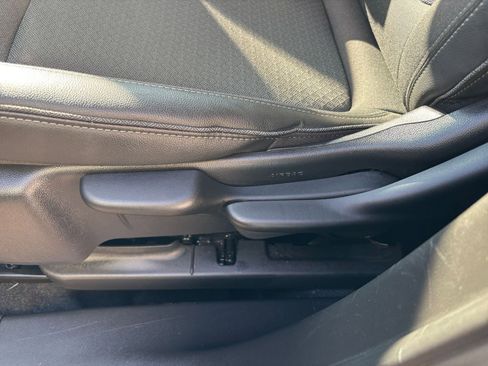 Used 2025 Buick Encore GX Preferred image 23