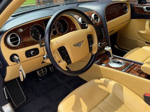 Used 2006 Bentley Flying Spur Flying Spur AWD/4WD image 31