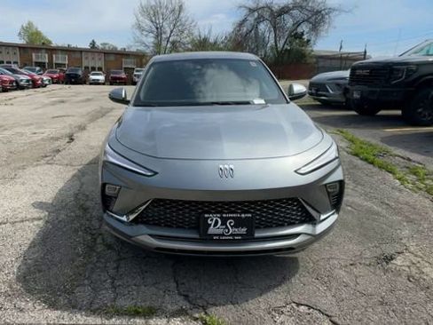 New 2026 Buick Envista Avenir FWD image 3