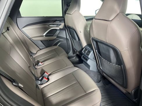 Used 2025 Audi Q5 Premium Plus w/ Premium Plus image 15