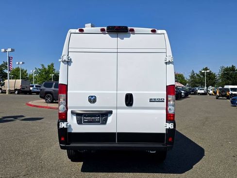 Used 2025 RAM ProMaster 2500 w/ Safety Group FWD image 5