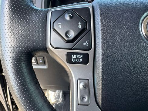 Used 2024 Toyota 4Runner SR5 Premium w/ Moonroof Package AWD/4WD image 17