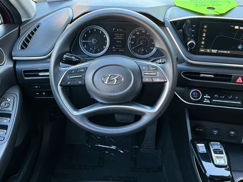 Used 2023 Hyundai Sonata SEL image 14