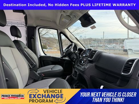 New 2026 RAM ProMaster 2500 w/ Quick Order Package 22G SLT image 12