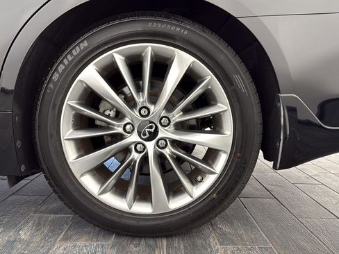 Used 2019 INFINITI Q50 Luxe image 9