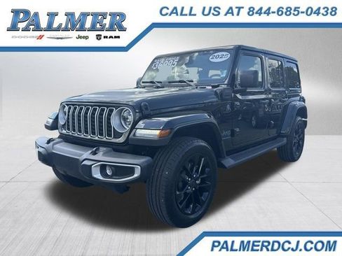 Certified 2025 Jeep Wrangler Unlimited Sahara AWD/4WD image 1