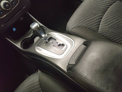 Used 2020 Dodge Journey SE w/ SE Popular Equipment Group FWD image 26