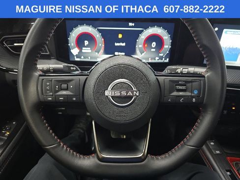 Used 2025 Nissan Kicks SR AWD/4WD image 19