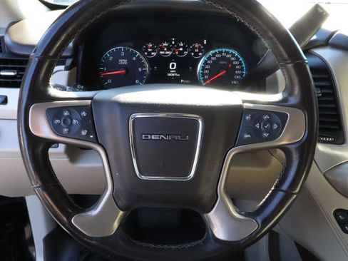 Used 2019 GMC Yukon XL Denali w/ Open Road Package image 19