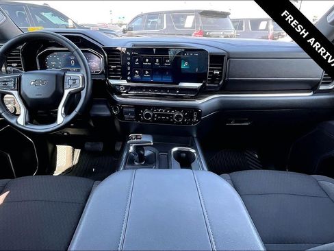 Used 2025 Chevrolet Silverado 1500 RST AWD/4WD image 8