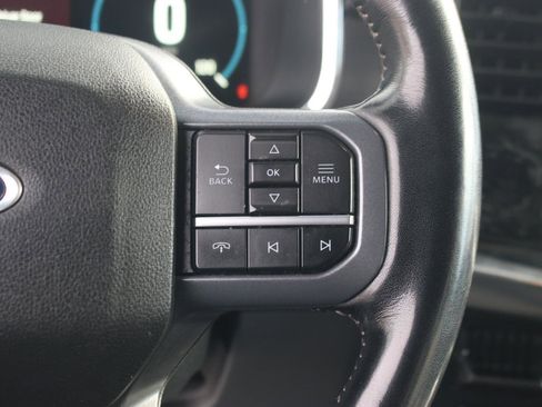 Used 2023 Ford F150 Lariat AWD/4WD image 21
