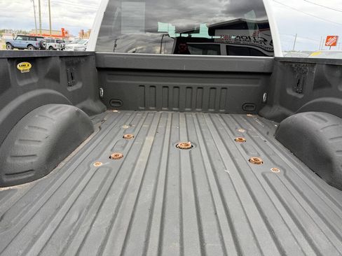 Used 2017 Ford F250 XLT w/ XLT Premium Package AWD/4WD image 42