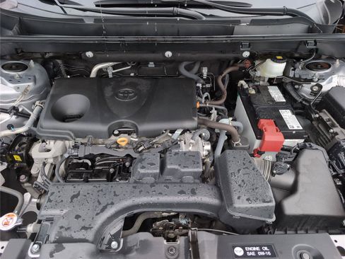Used 2024 Toyota RAV4 XLE FWD image 15
