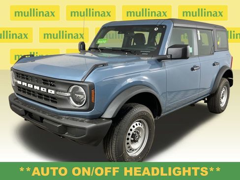 New 2025 Ford Bronco 4-Door image 15