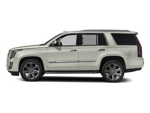 Used 2016 Cadillac Escalade Luxury AWD/4WD image 3