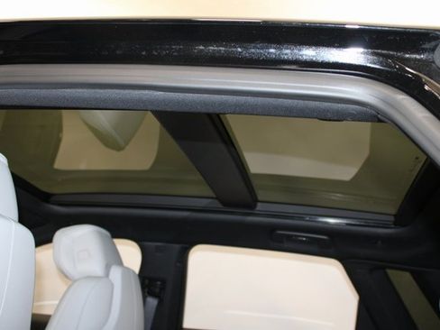 Certified 2024 Cadillac Lyriq Sport image 10