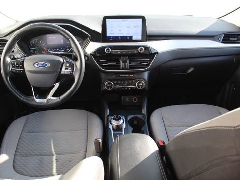 Used 2021 Ford Escape SE w/ SE Sport Appearance Package image 26