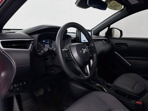 Used 2024 Toyota Corolla Cross AWD Hybrid image 14