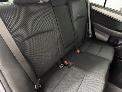 Used 2018 Subaru Outback 2.5i Premium AWD/4WD image 34