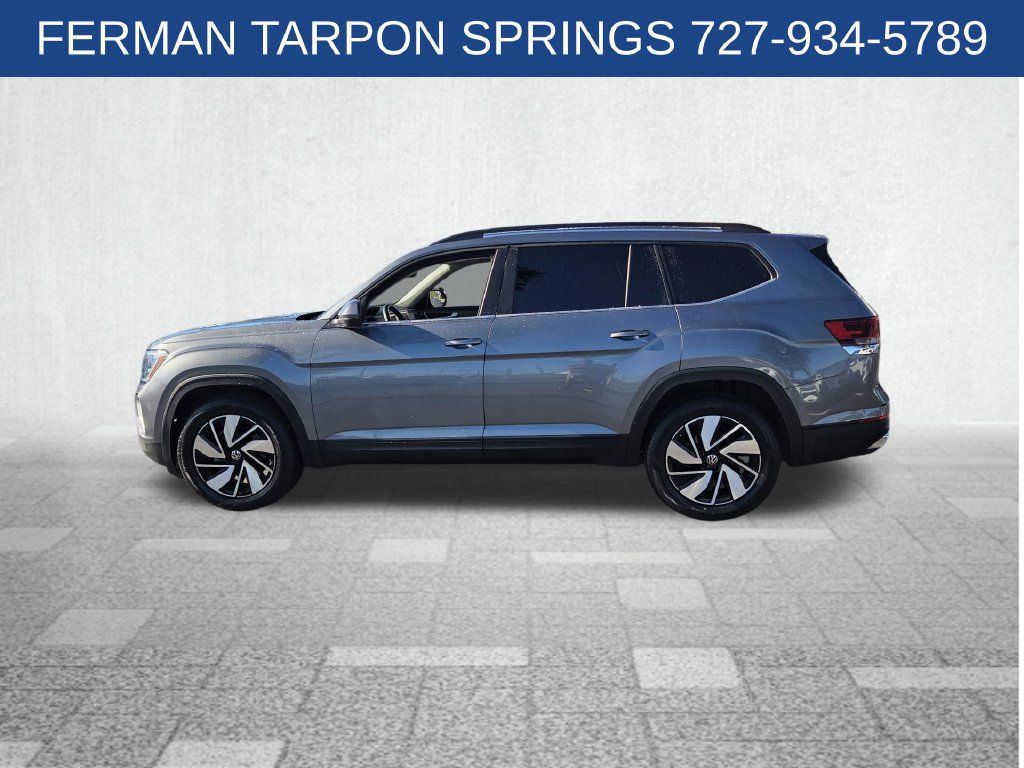 Used 2025 Volkswagen Atlas SE FWD image 4