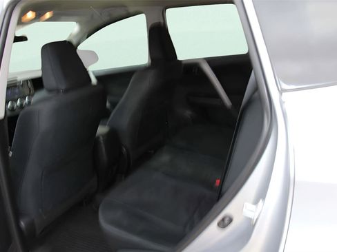 Used 2016 Toyota RAV4 LE image 23