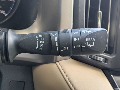 Used 2017 Toyota RAV4 XLE image 30