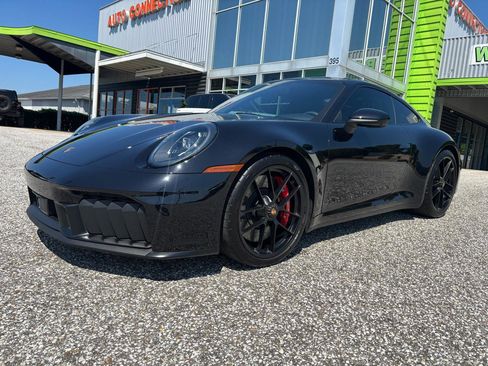 Used 2025 Porsche 911 Carrera 4 GTS image 16