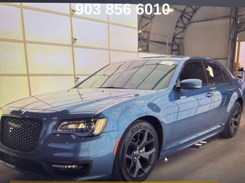 Used 2022 Chrysler 300 Touring L w/ Safetytec Plus Group image 1