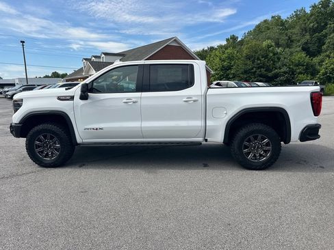 New 2026 GMC Sierra 1500 AT4X AWD/4WD image 9