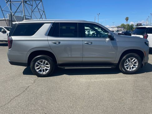 Used 2025 Chevrolet Tahoe LT AWD/4WD image 5