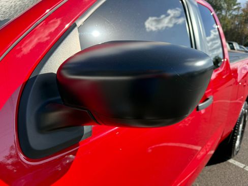 Used 2022 Nissan Frontier S w/ Technology Package image 14