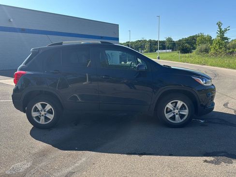 Used 2022 Chevrolet Trax LT w/ Driver Confidence Package AWD/4WD image 6