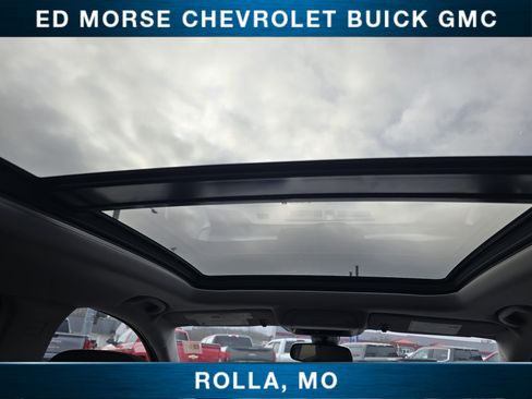 Used 2023 GMC Terrain SLE w/ Driver Convenience Package image 27