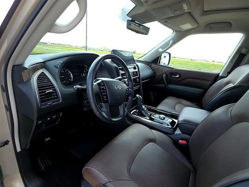 Used 2024 INFINITI QX80 Premium Select w/ Cargo Package image 10