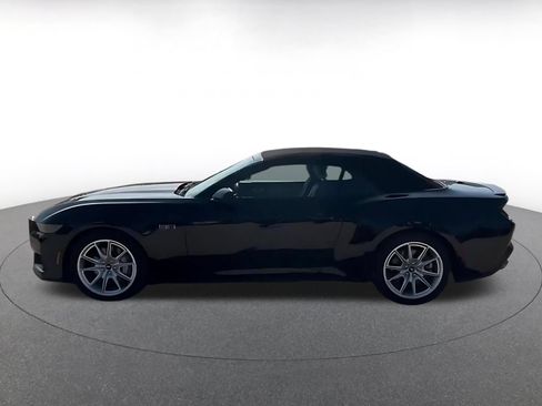 Used 2025 Ford Mustang GT Premium RWD image 8
