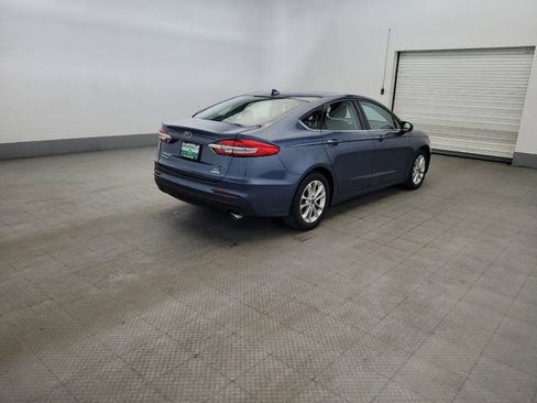 Used 2019 Ford Fusion SE FWD image 9